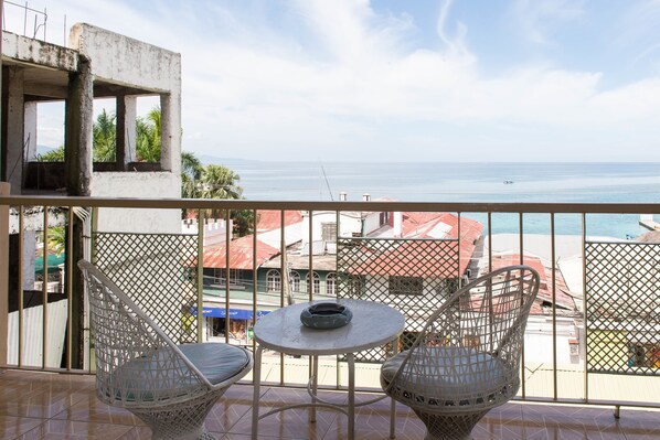 Terrace/patio - Rooms On the Hip Strip - Montego Bay (Montego Bay)