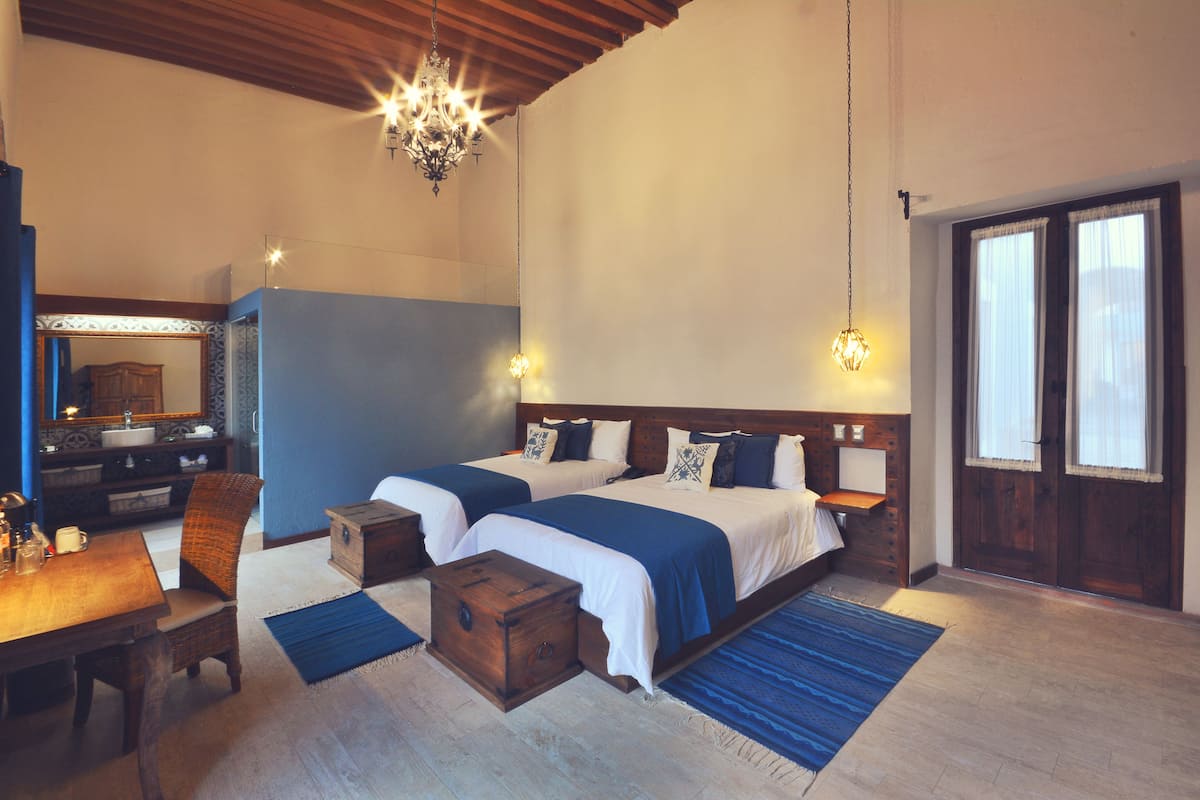 Phòng Grand, 2 giường đôi | Bộ đồ giường cao cấp, chăn bông, nệm có lớp đệm bông