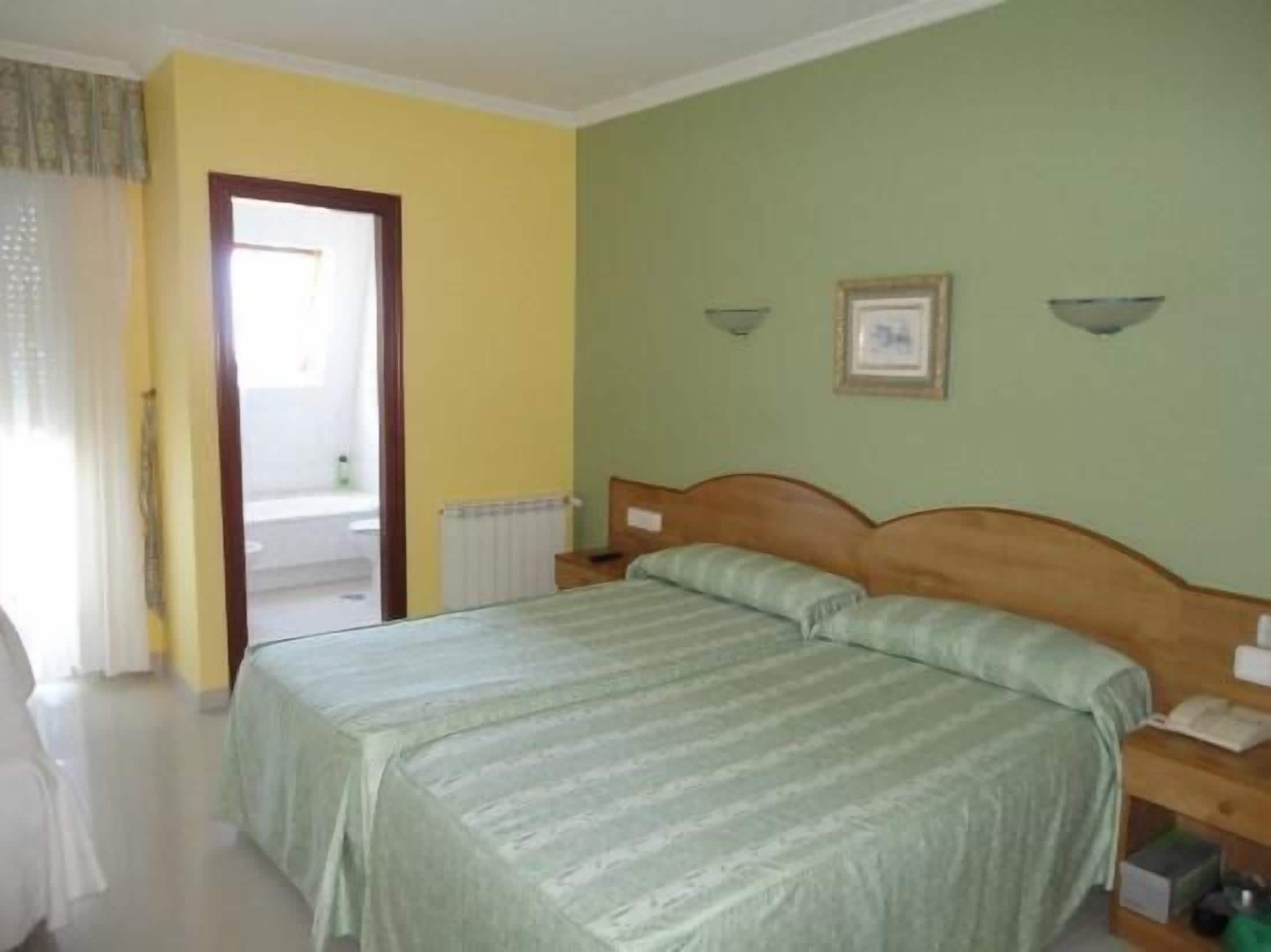 desk, blackout curtains, free cots/infant beds, rollaway beds