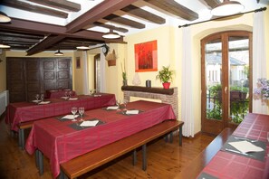 Se sirven desayunos y cenas