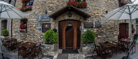 Se sirven desayunos y cenas