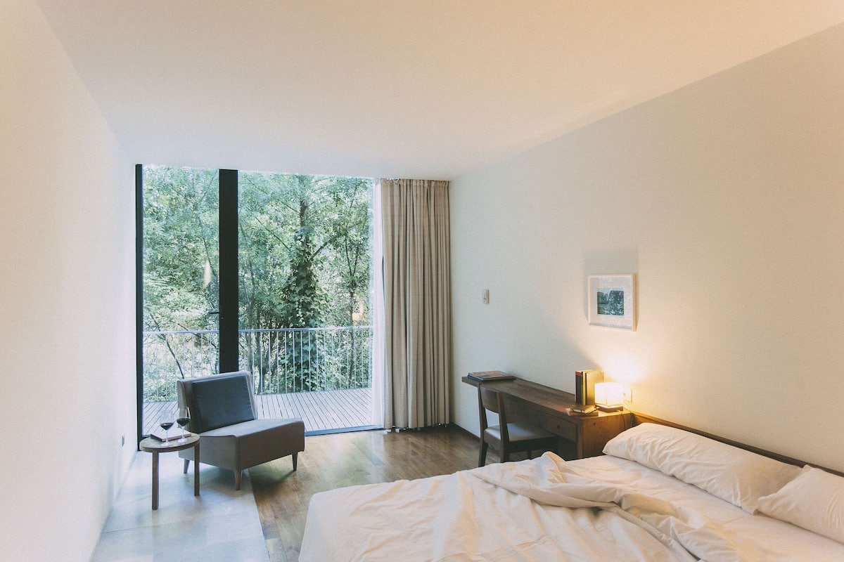 minibar, in-room safe, desk, blackout curtains