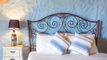 Signature Double or Twin Room, 1 Bedroom, Accessible, Pool Access | Premium bedding, in-room safe, free WiFi, bed sheets