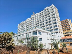 Pemandangan dari hartanah