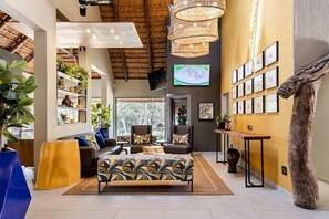 Lobby - Hippo Hollow Country Estate (Mbombela)