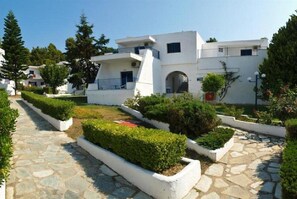 Exterior - Muses (Skiathos)
