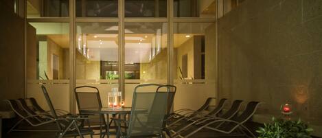 Behandlingsrom for par, badstue, boblebad og dampbad