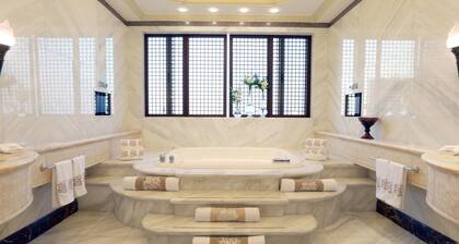 InterContinental Hotels Phoenicia Beirut