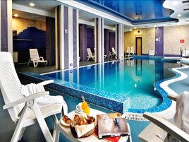 Indoor pool, outdoor pool
