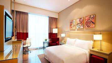 Zimmersafe, Schreibtisch, BĂŒgeleisen/BĂŒgelbrett, WLAN