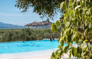 Piscina all'aperto