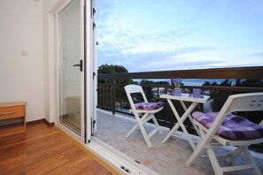 Room - Perkovic Ana (Kastela)