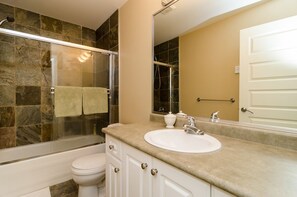 Room - White Rock Beach Guest House (White Rock)