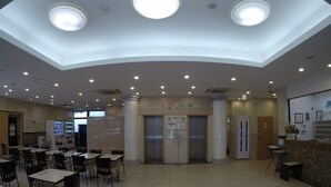 Lobby - Toyoko Inn Tokyo Tozai Line Nishikasai (Tokyo)