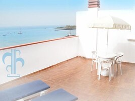 In-room safe, wheelchair access