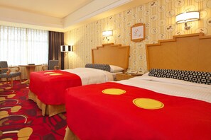 In-room safe, blackout curtains, free WiFi, bed sheets - Disney Ambassador Hotel (Urayasu)