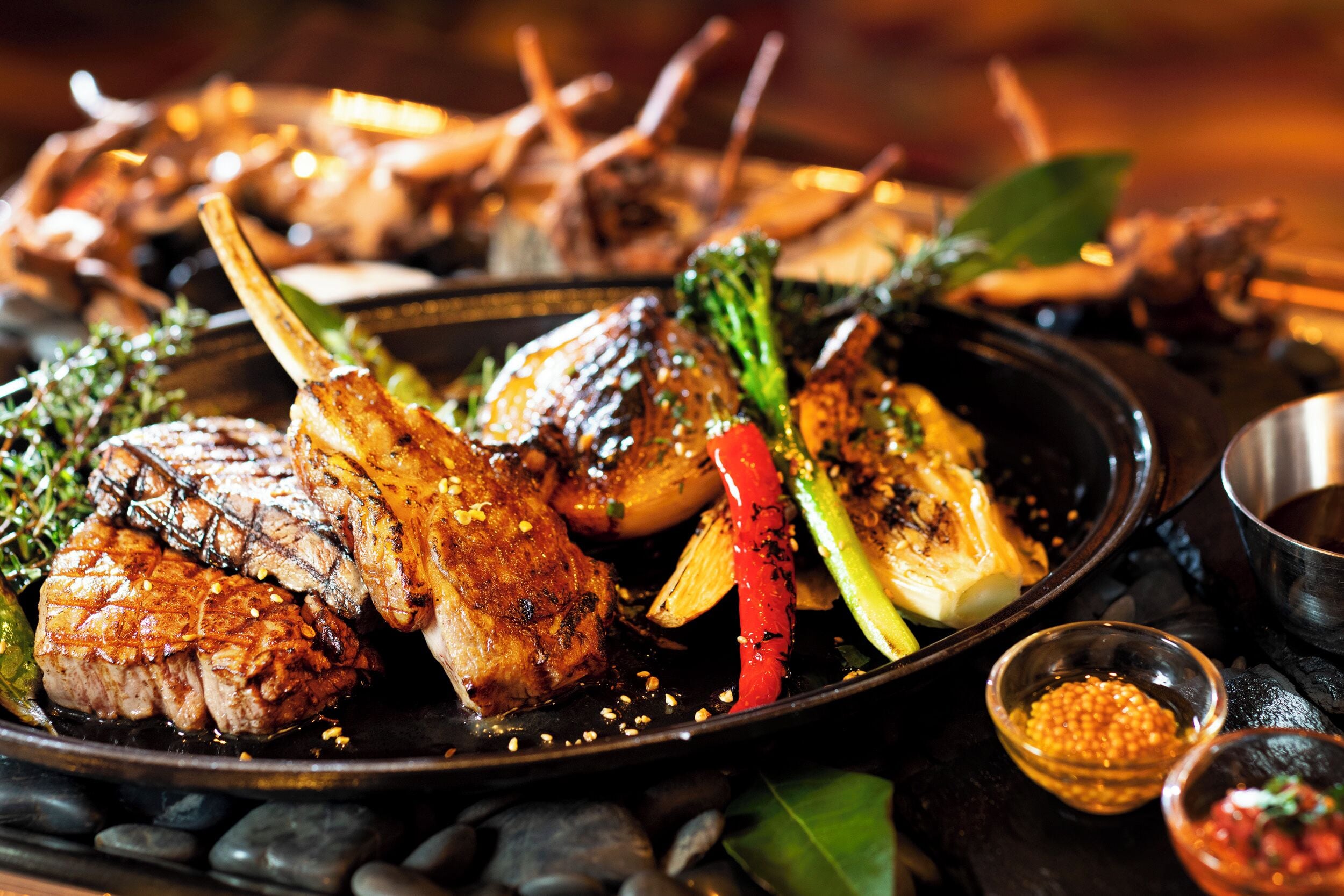 2 restaurants, breakfast, lunch, dinner served; californian cuisine