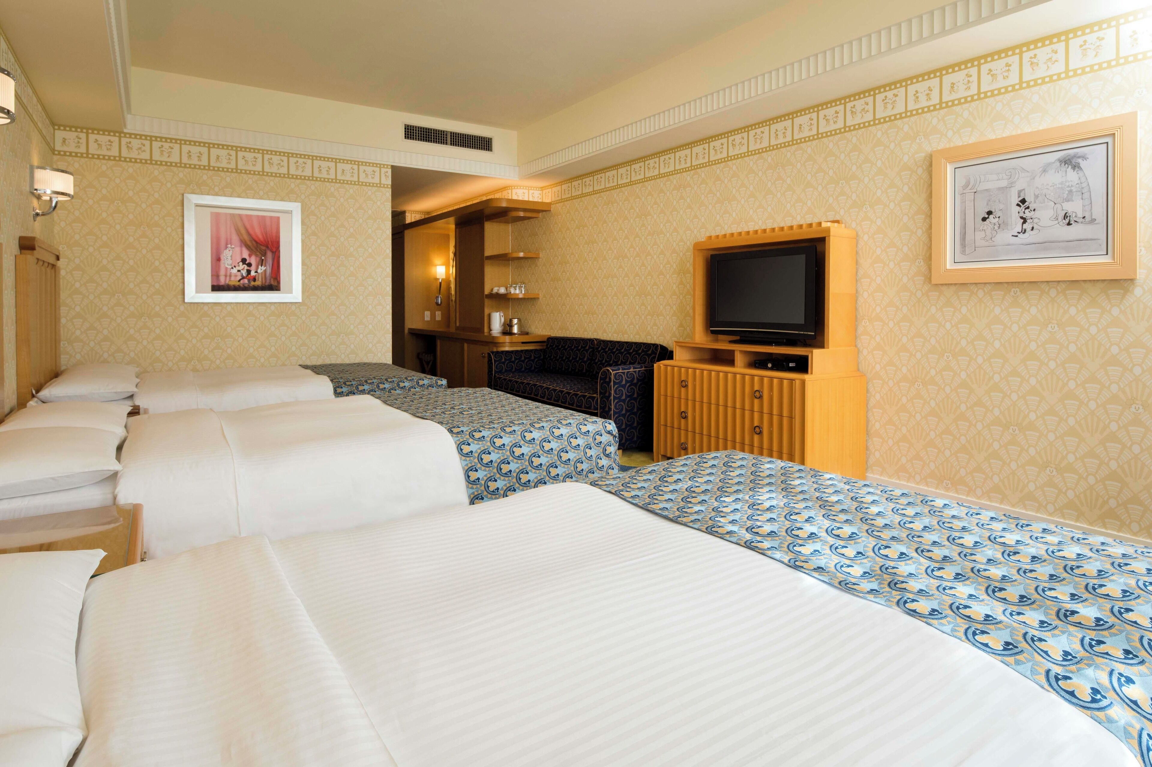 1 bedroom, in-room safe, blackout curtains, free wifi