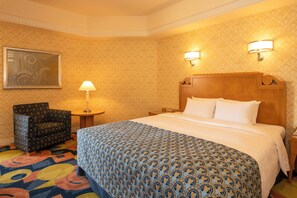 Rom, ikke-røyk (Palm Garden View) | Safe på rommet, blendingsgardiner, wi-fi (inkludert) og sengetøy