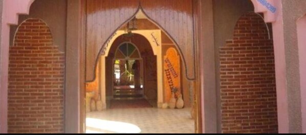 ทางเข้าที่พัก