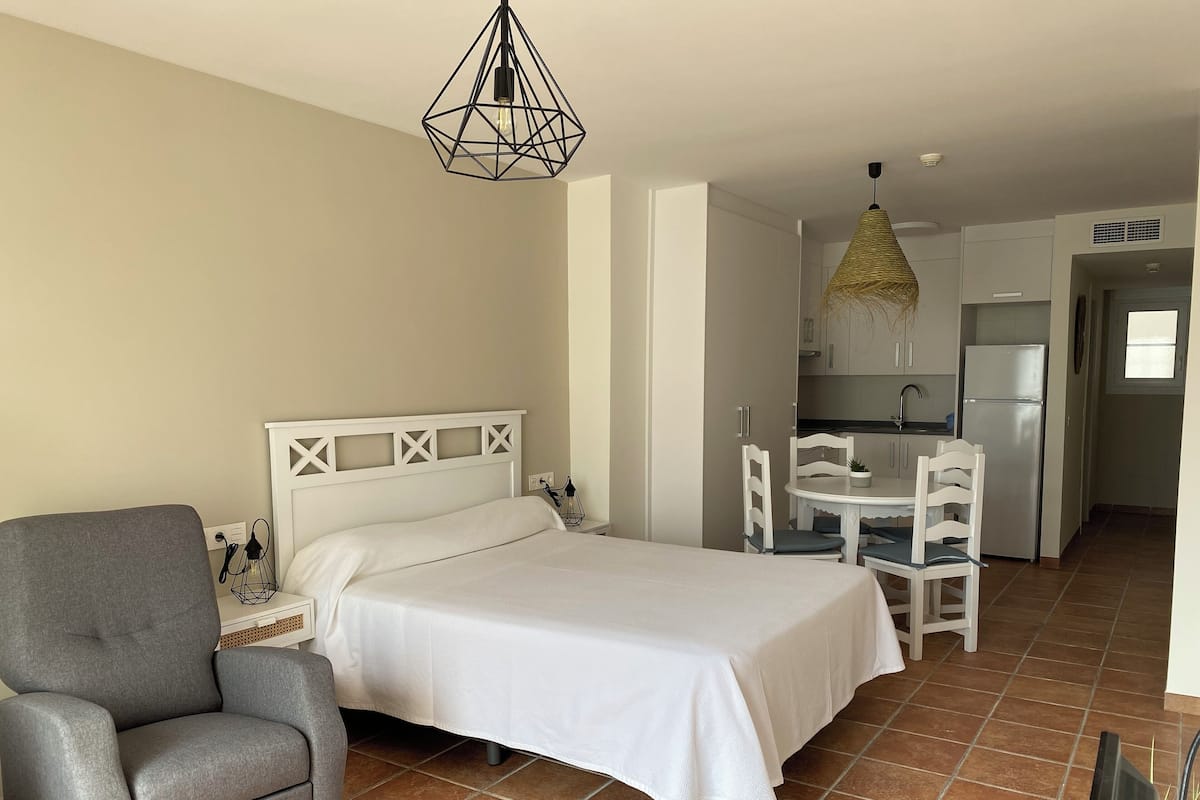 1 habitación y caja de seguridad en la habitación