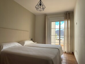 Appartement Design, 2 chambres, vue baie