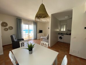 Appartement Design, 2 chambres, vue baie | Coin séjour
