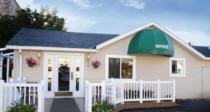 Lockview Motel