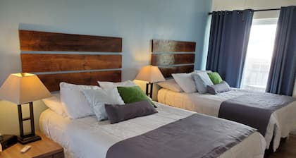 Knight's Key Suites