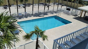 Outdoor pool, sun loungers