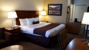 مكتب ومكواة/لوح كي وواي فاي مجانًا وملاءات أسرّة