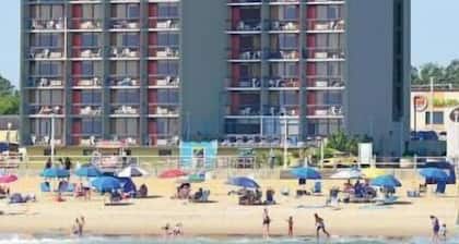 Breakers Resort Inn