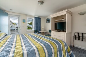 客房, 1 张特大床 | 特色装修、特色家居、床单