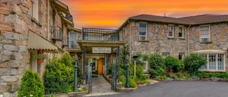 Majoituspaikan julkisivu