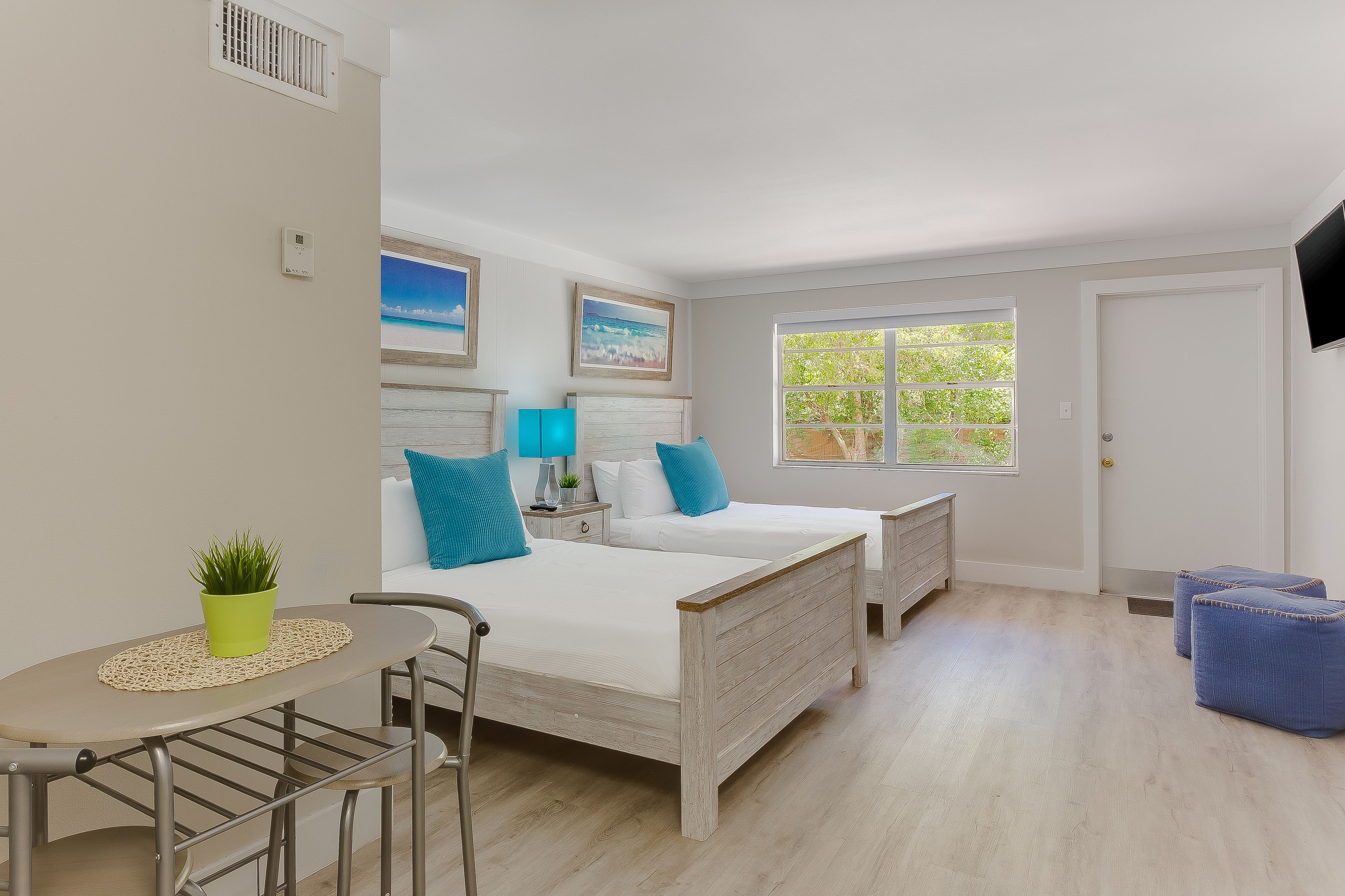 Suite, cocineta | Wifi gratis y ropa de cama 