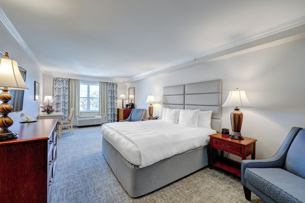 1 bedroom, premium bedding, in-room safe, individually decorated