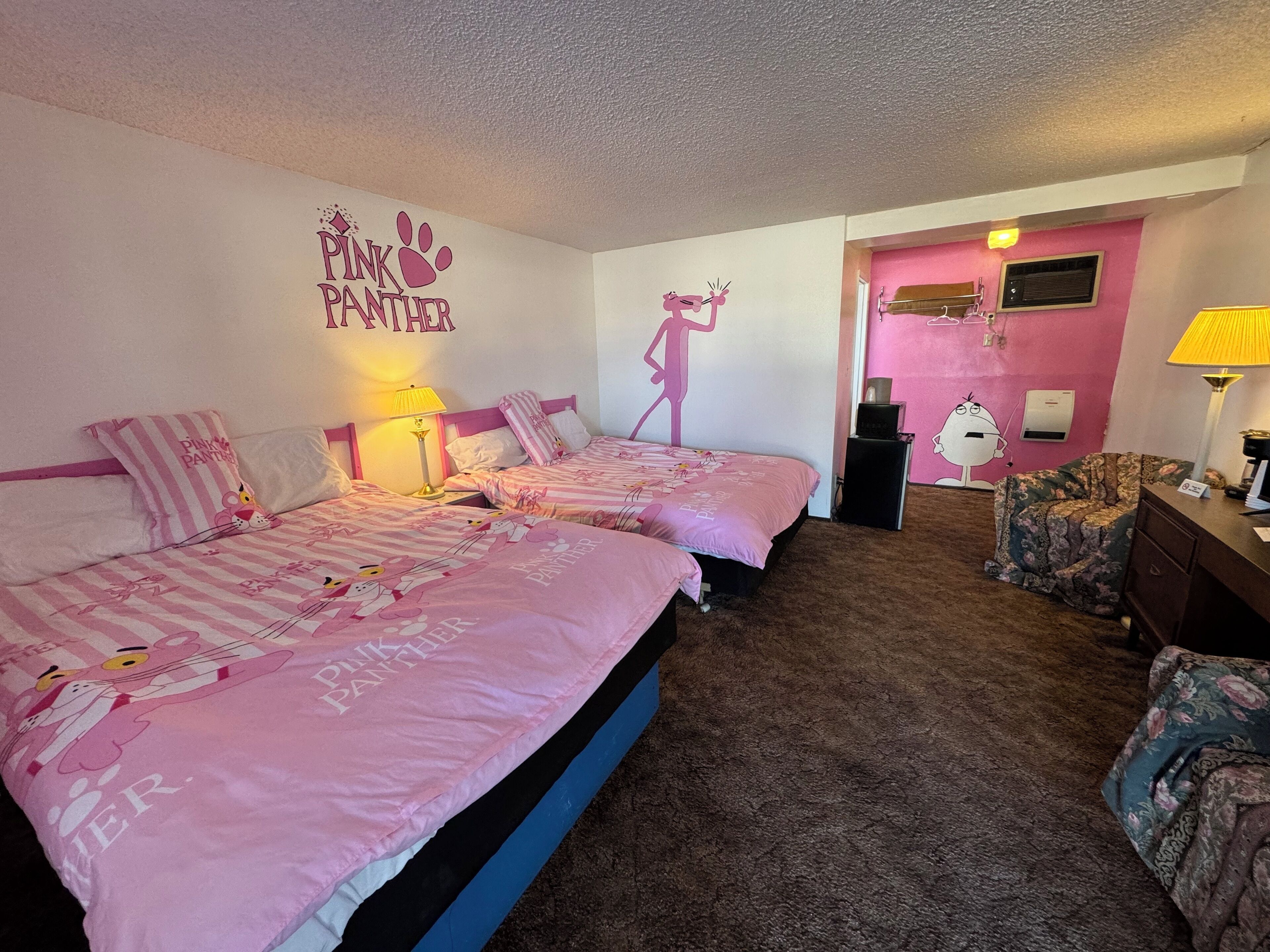 Individualmente mobiliados, ferros/tábuas de passar roupa