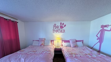 Individually furnished, iron/ironing board, free WiFi, bed sheets