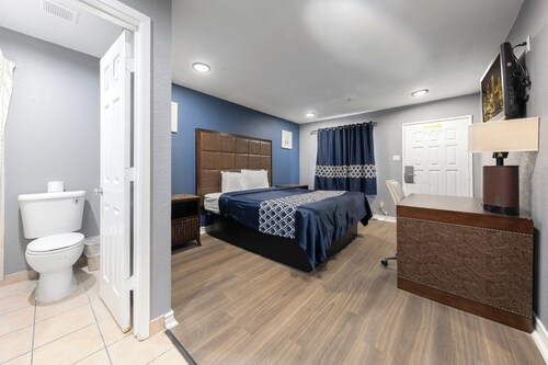 Golden Inn Dallas by Hotel O