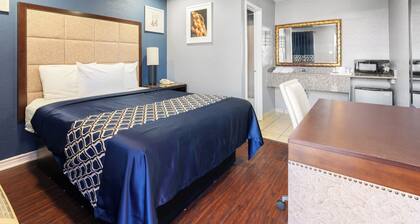 Golden Inn Dallas by Hotel O