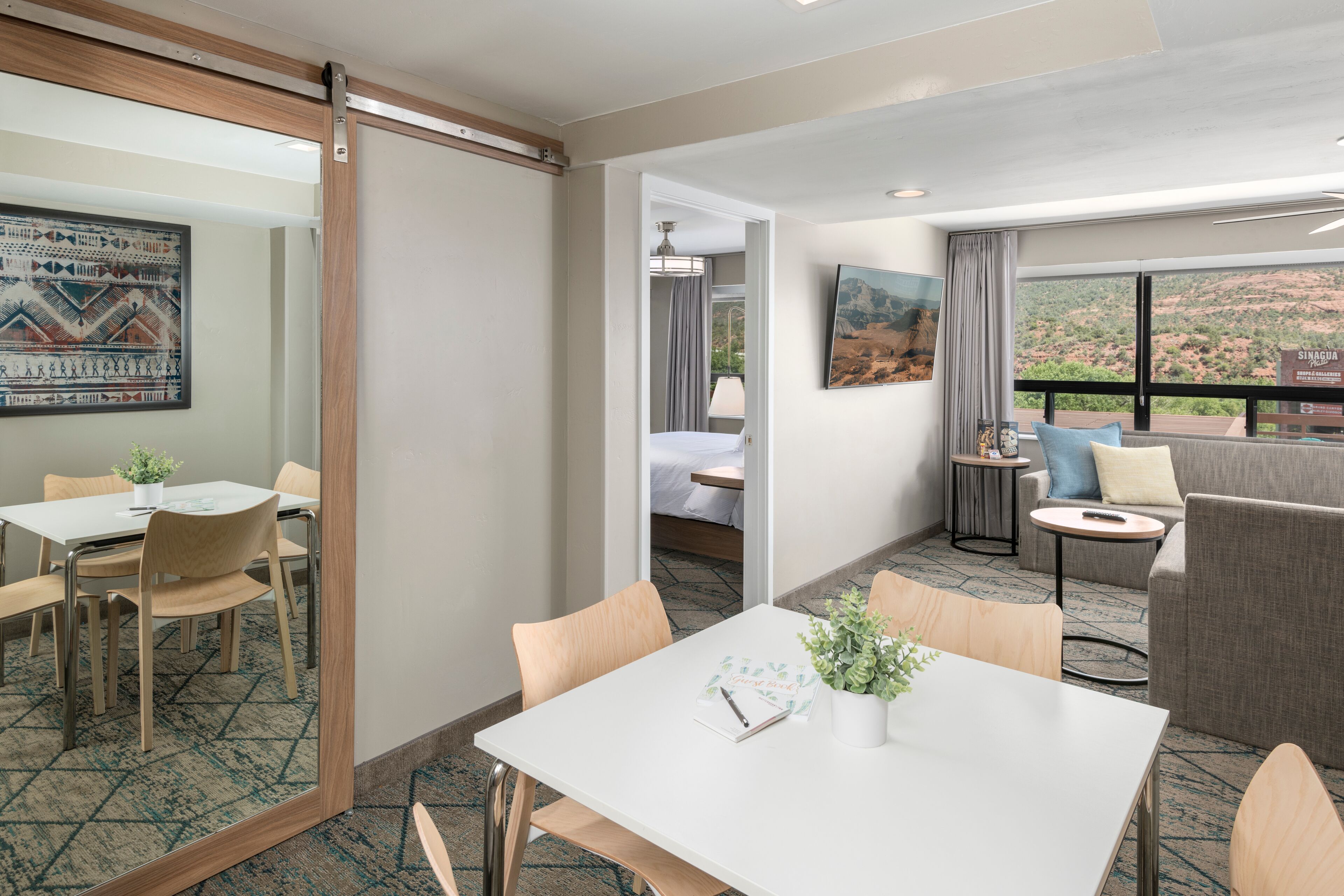 superior suite, 2 bedrooms, kitchen, mountain view | in-room dining