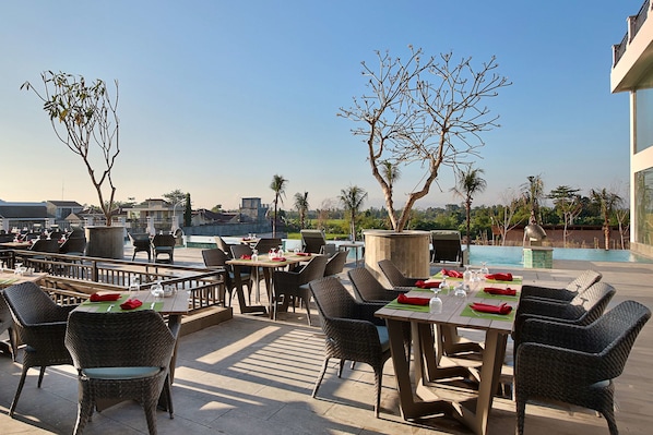 Frokost, lunsj og middag serveres