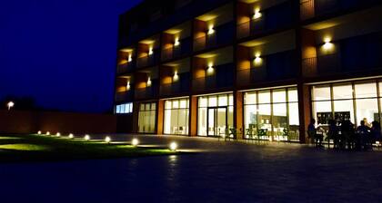 Inn Naples Airport