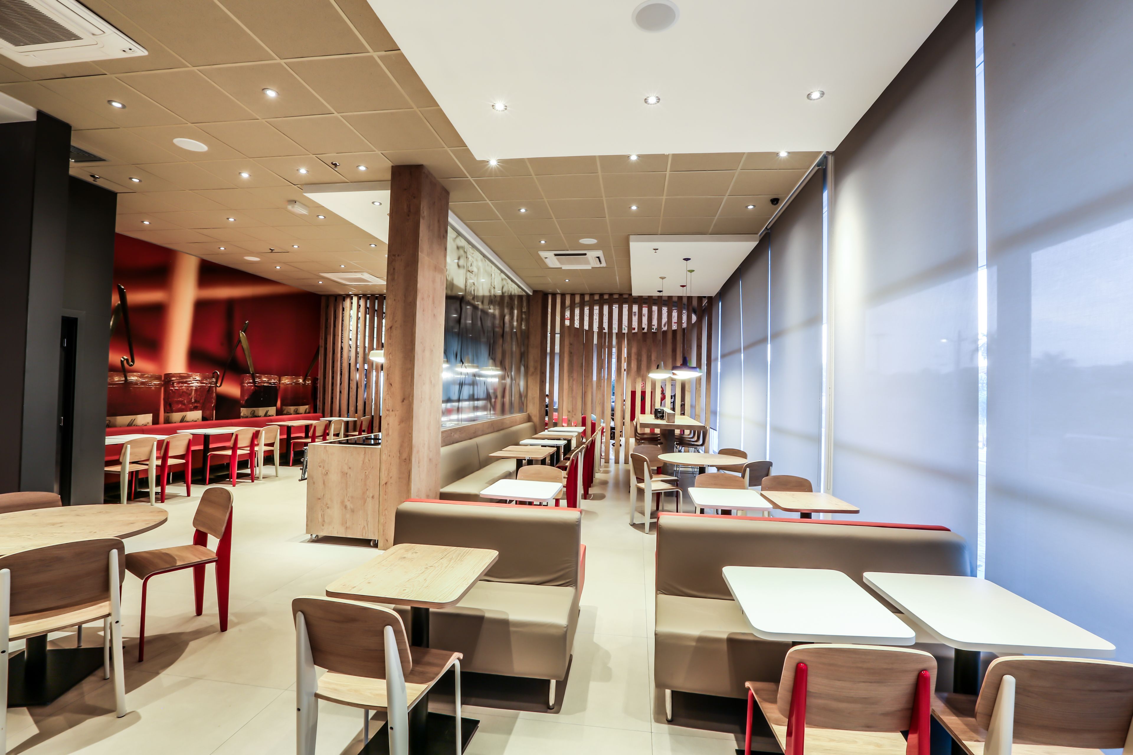 daily full breakfast (brl 46.80 per person)