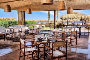 7 restaurants; lunch and dinner served - Steigenberger Alcazar (Sharm El Sheikh)