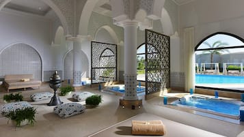 3 kolam renang outdoor, dengan payung kolam renang dan kursi berjemur