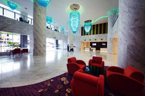 Lobby sitting area - Lexis Suites Penang (George Town)