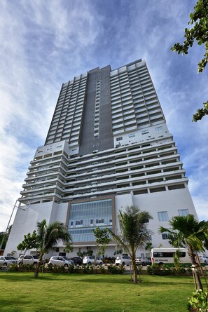 Front of property - Lexis Suites Penang (George Town)