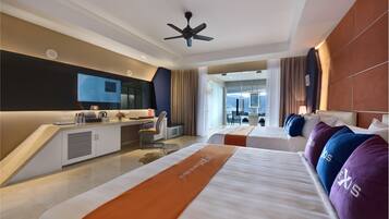 Executive Pool Suite | Premium bedding, down comforters, minibar, in-room safe
