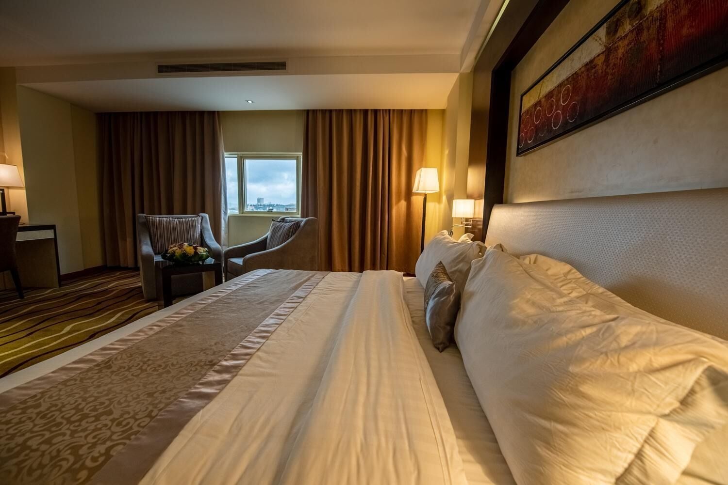 hypo-allergenic bedding, minibar, in-room safe, desk